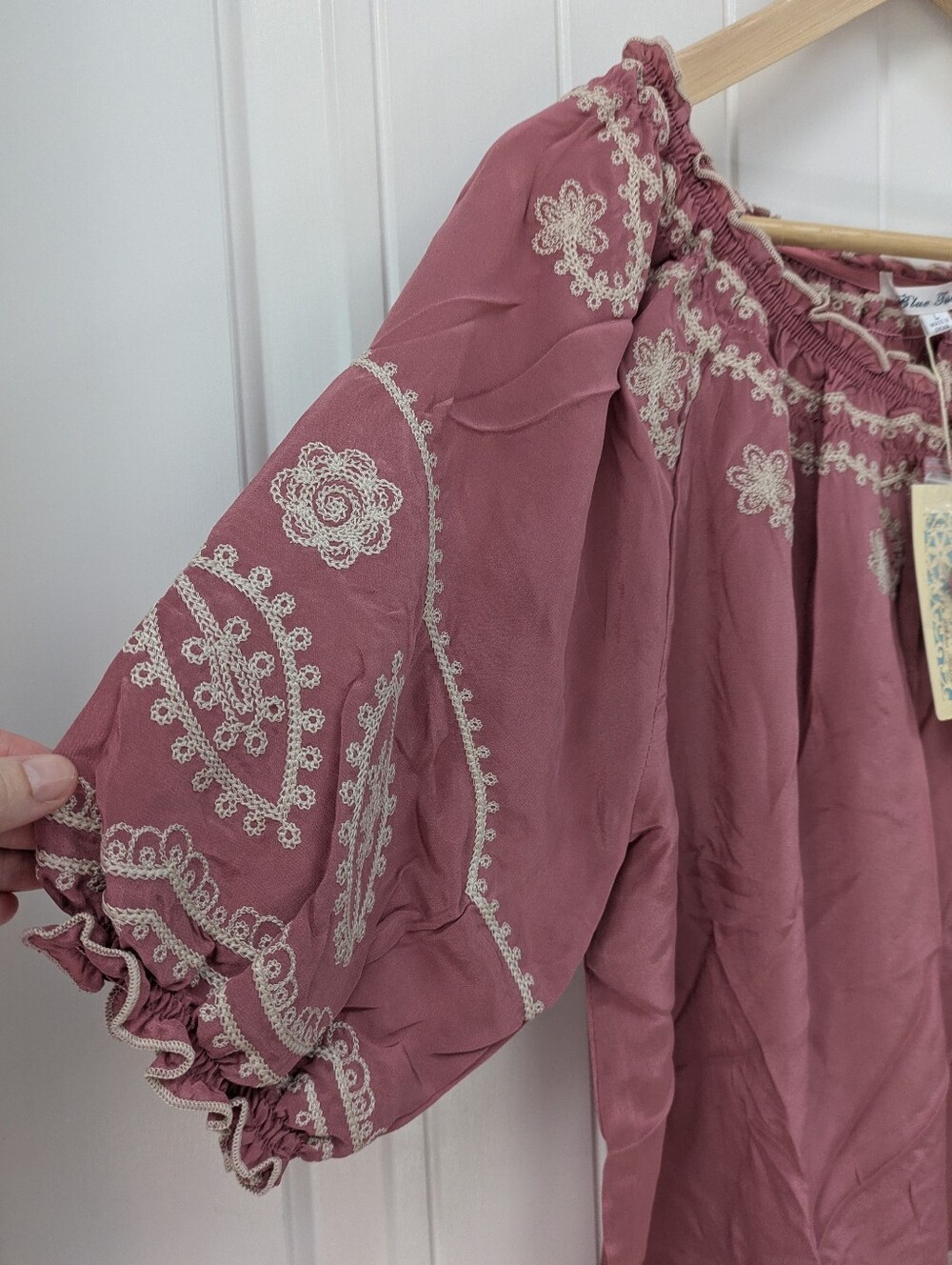 Sundance Blue Tassel Brand Boho Embroidered Peasant Top - Dusty Rose - Picture 3 of 8